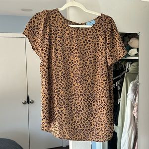 Cece Leopard print blouse size 10